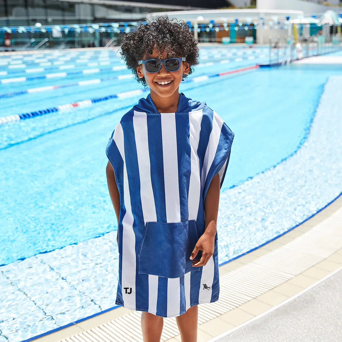 Dock & Bay Poncho Kids - Whitsunday Blue - Customized Embroidery Personalized for You