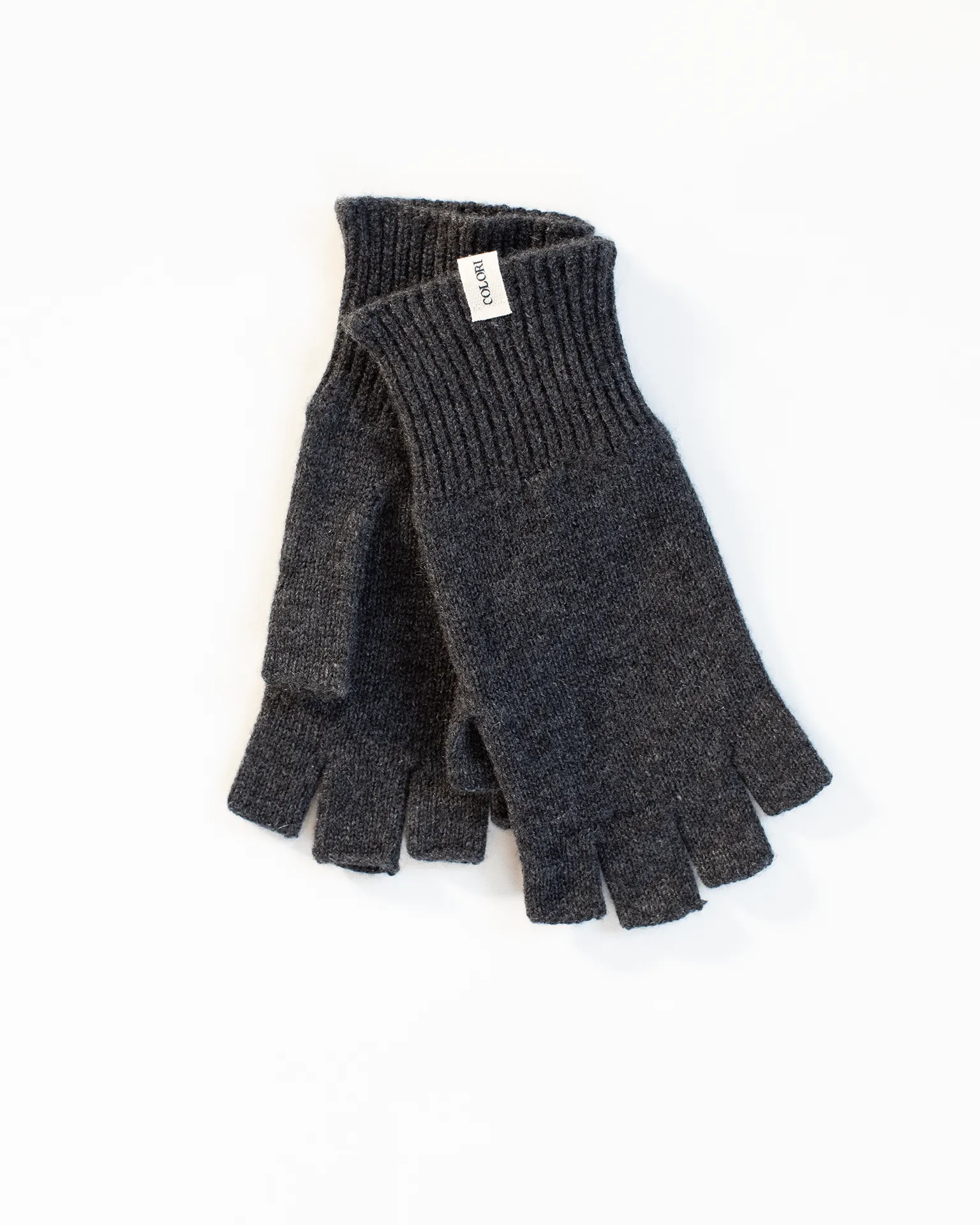 Fingerless Gloves in Carbon