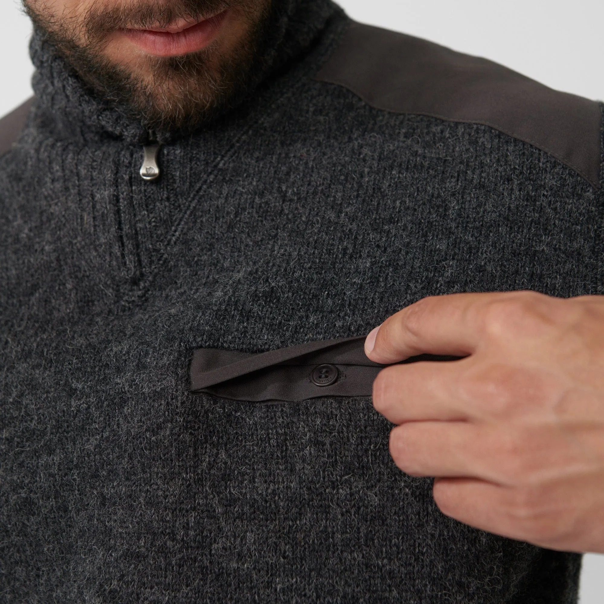 KOSTER SWEATER M