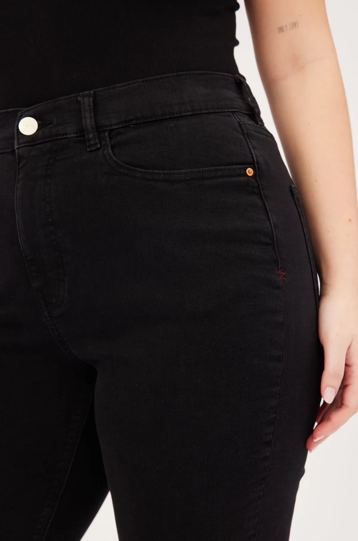 MAB - SLIM STRAIGHT JEANS | CLAREMONT