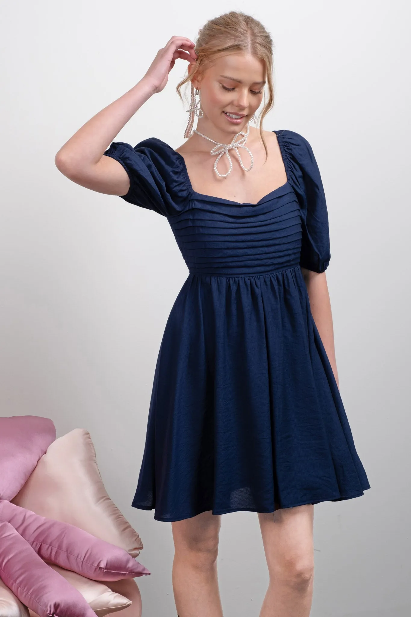 PLEATED DETAIL PUFF SLEEVE MINI DRESS