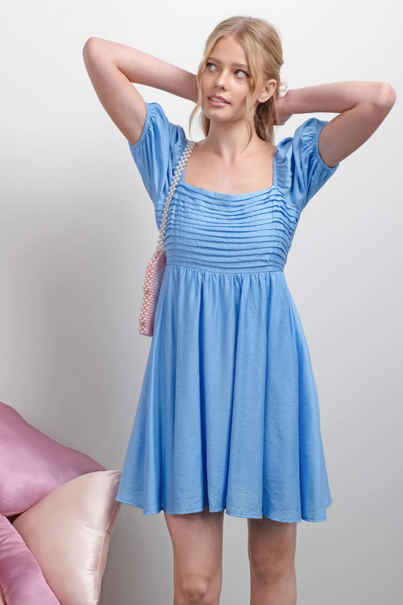 PLEATED DETAIL PUFF SLEEVE MINI DRESS