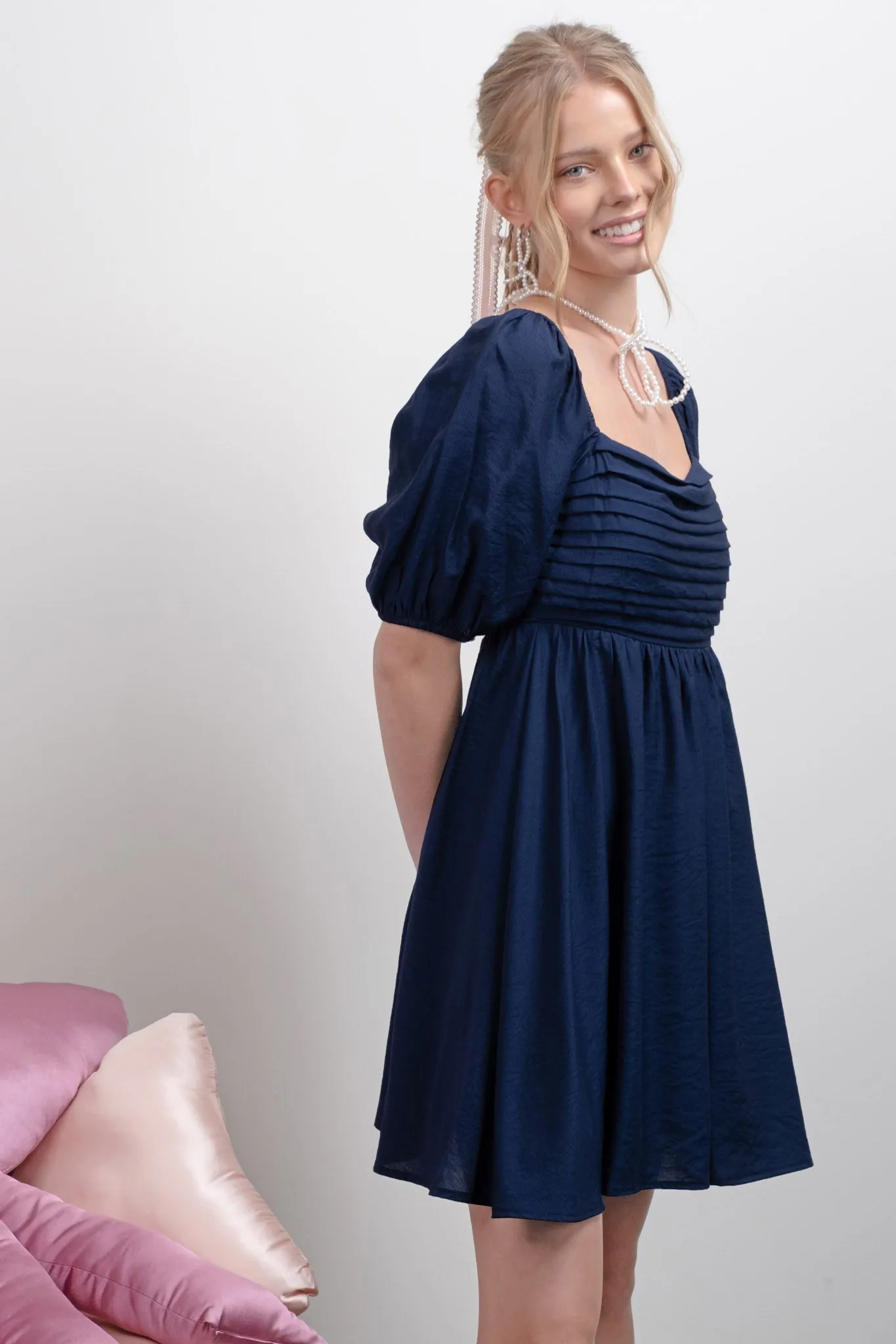 PLEATED DETAIL PUFF SLEEVE MINI DRESS