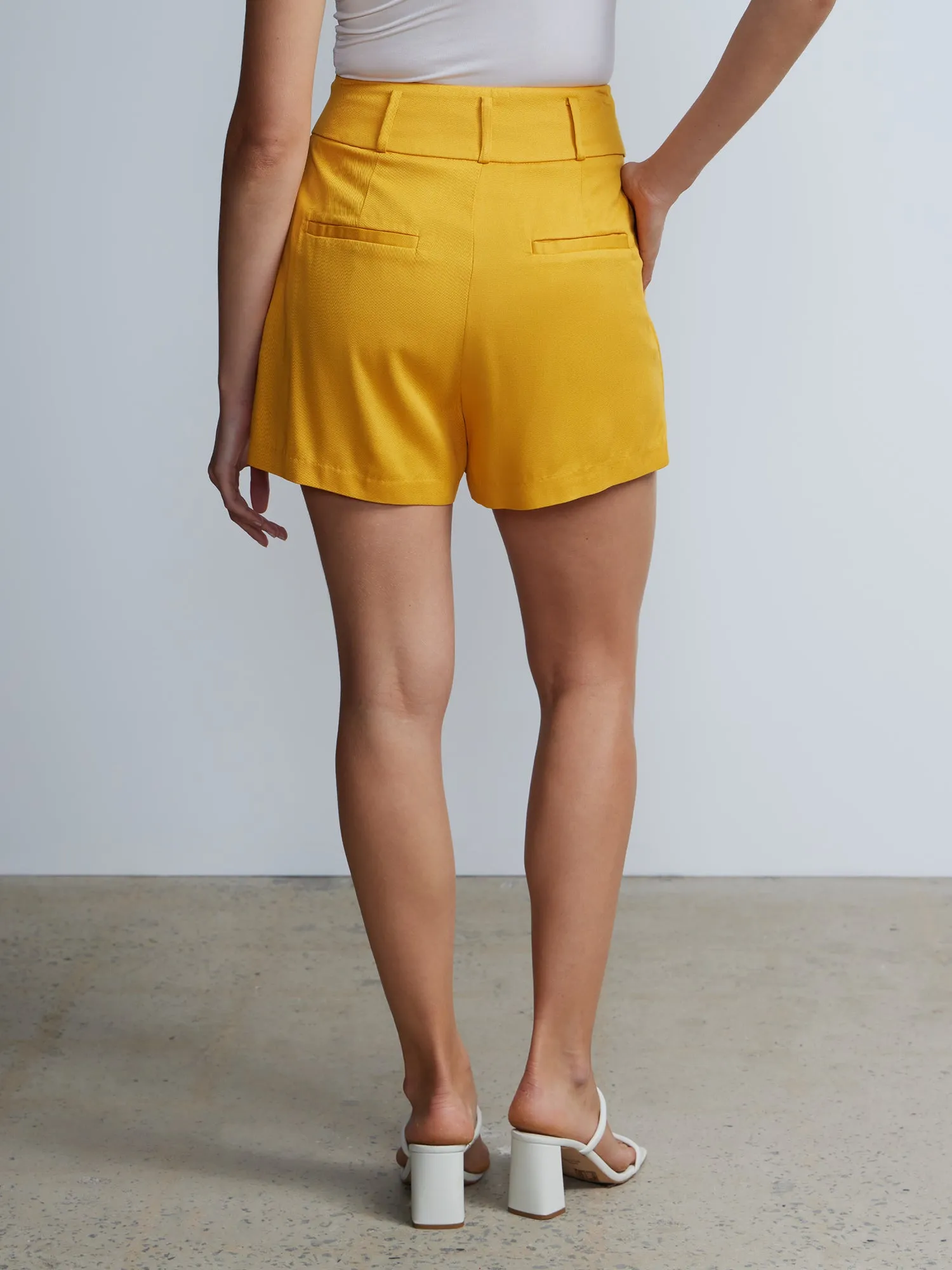 Pleated Suiting Pocket Short