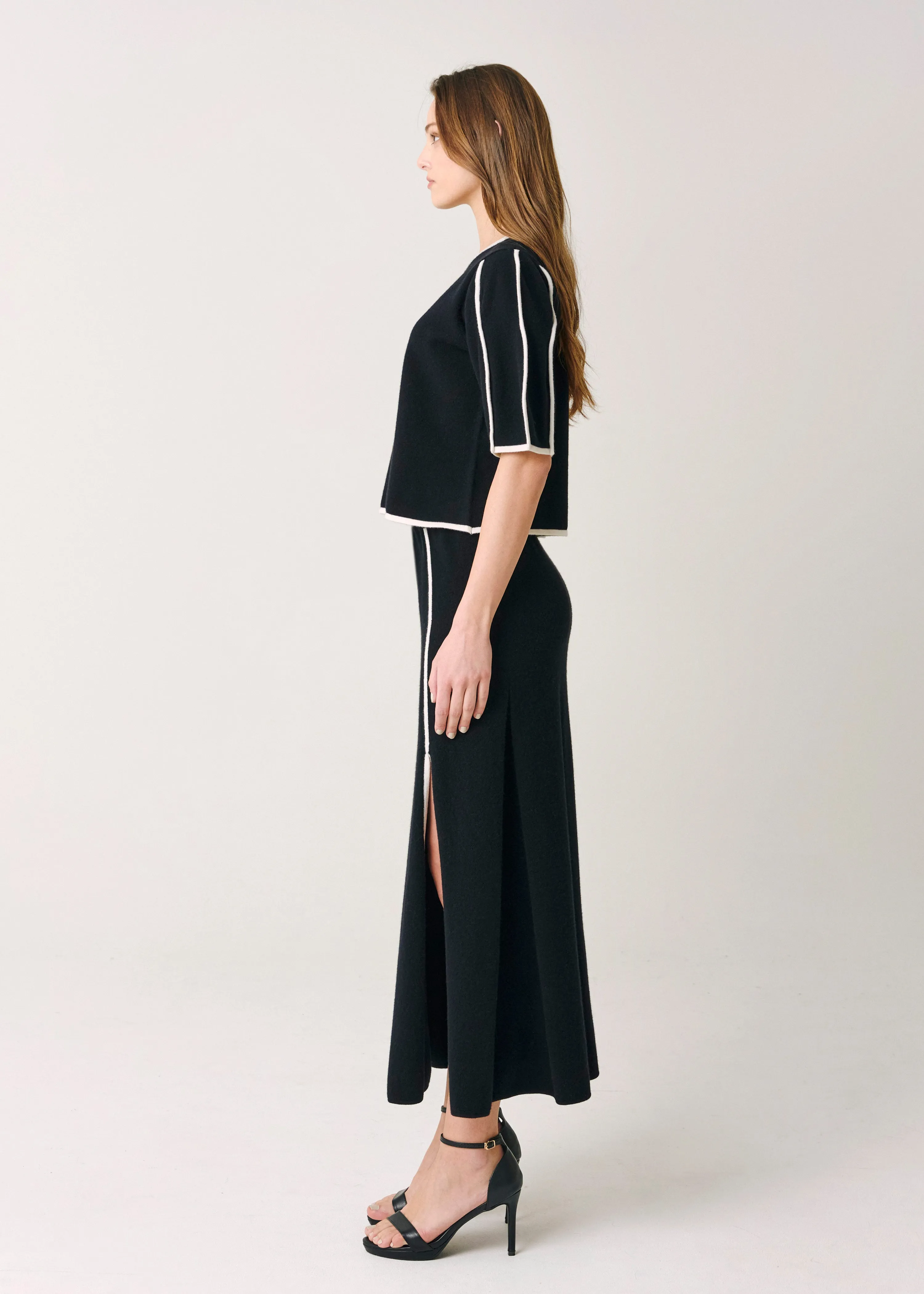 Sylvie Pleated Cashmere Midi Skirt - Black