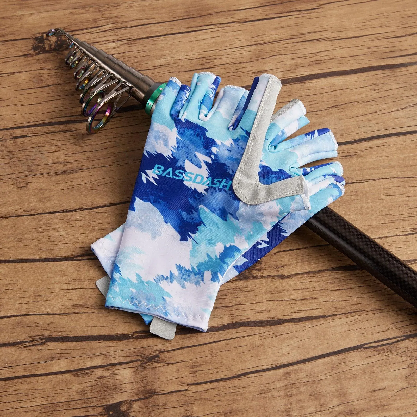 Women’s UPF 50  Fingerless Fishing Gloves