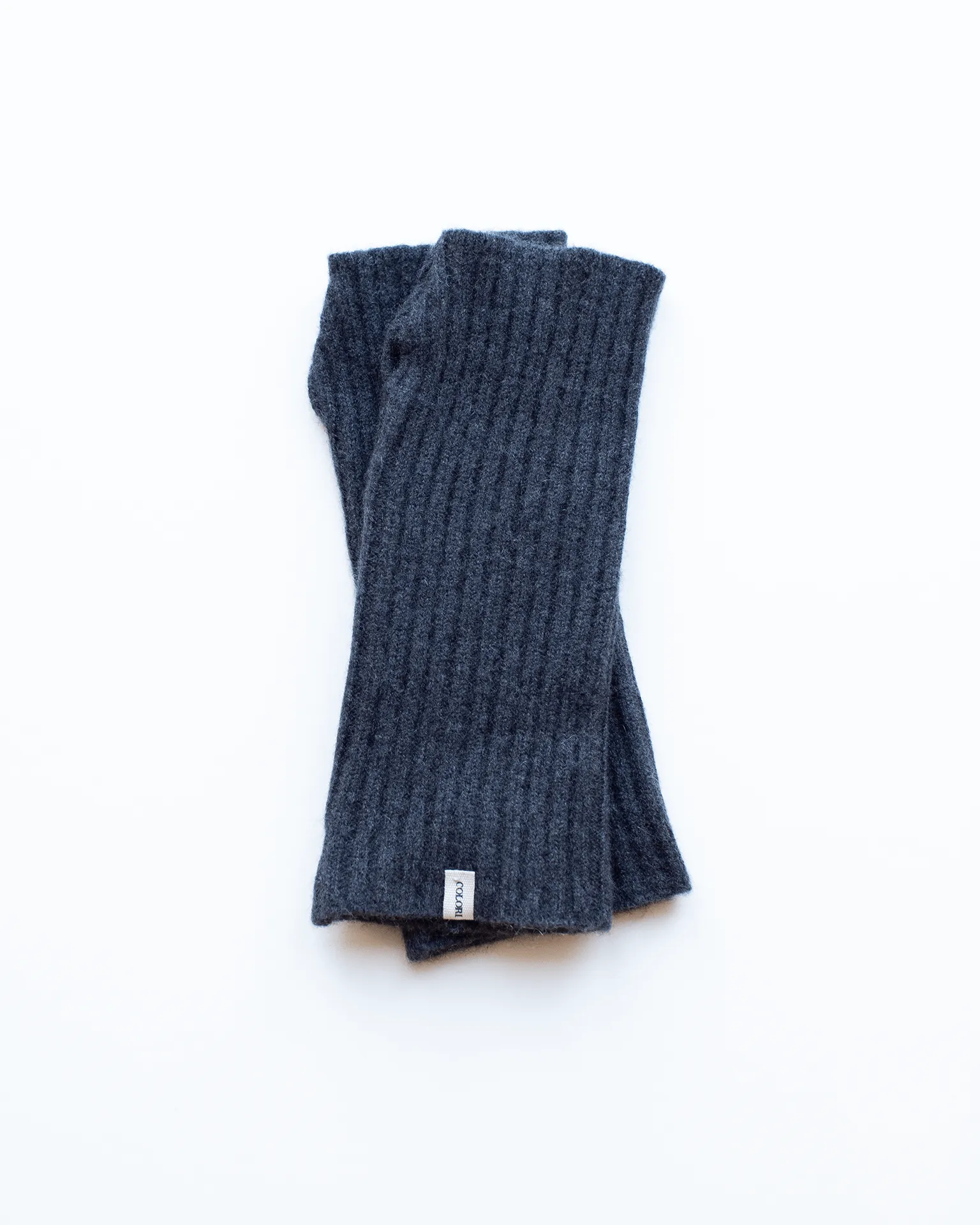 Wrist Warmer in Carbon